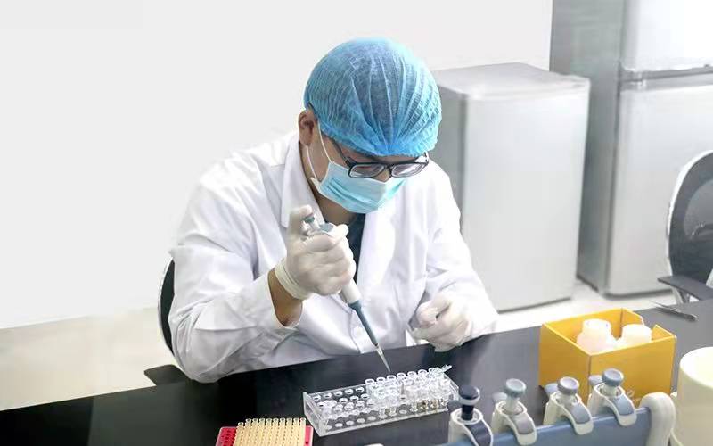 用头发能做亲子鉴定吗？洗的头发能做鉴定吗？